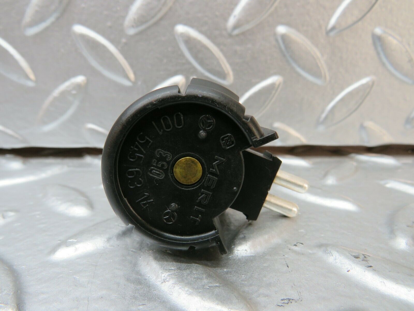 23976 Mercedes-Benz W123 280E Kick Down Switch 0015456314