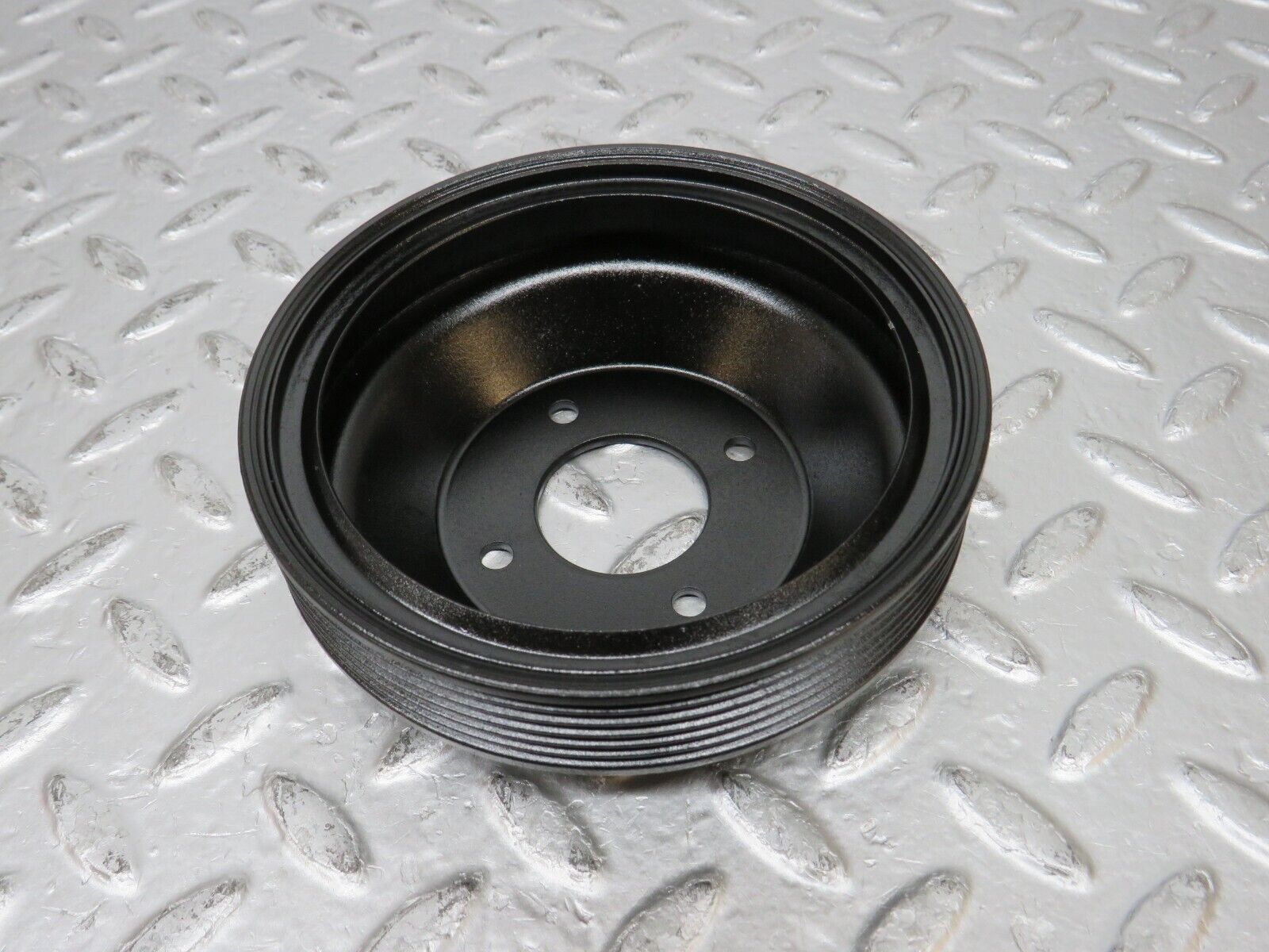 31544 Mercedes-Benz S124 220TE Wagon Water Pump Pulley 1112020110