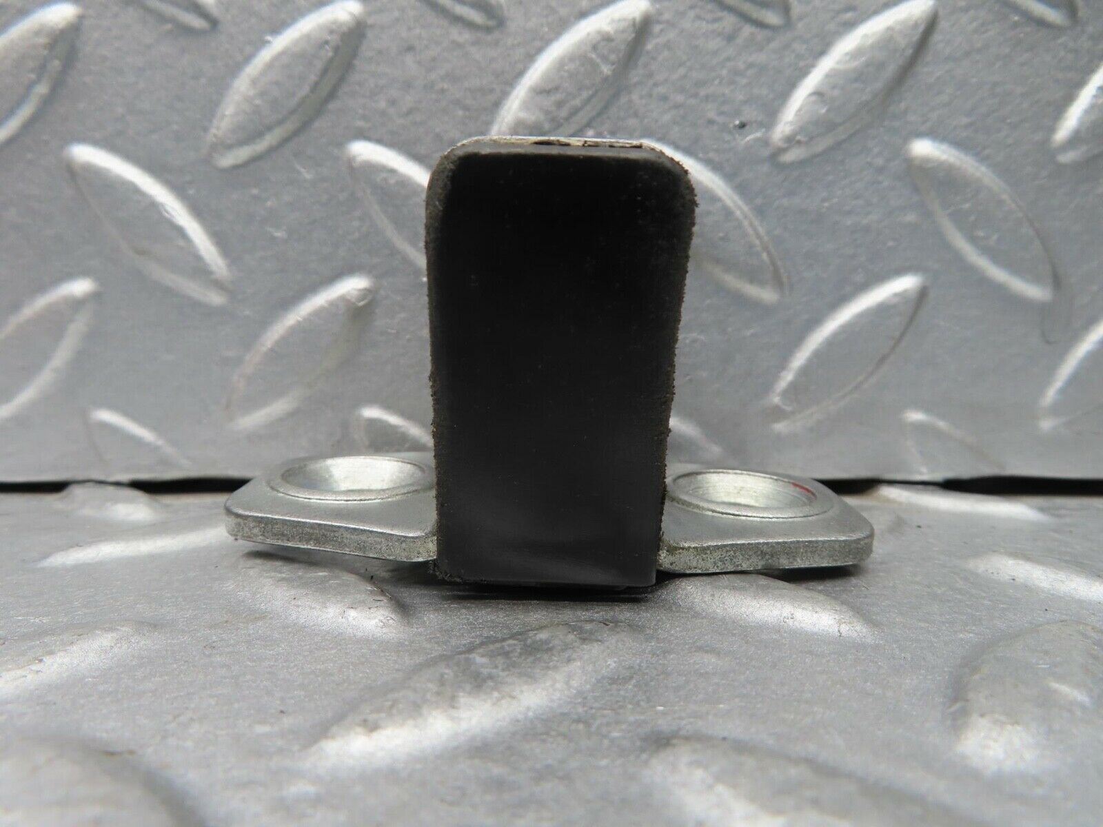 14589 Mercedes-Benz W201 190E Door Lock Latch