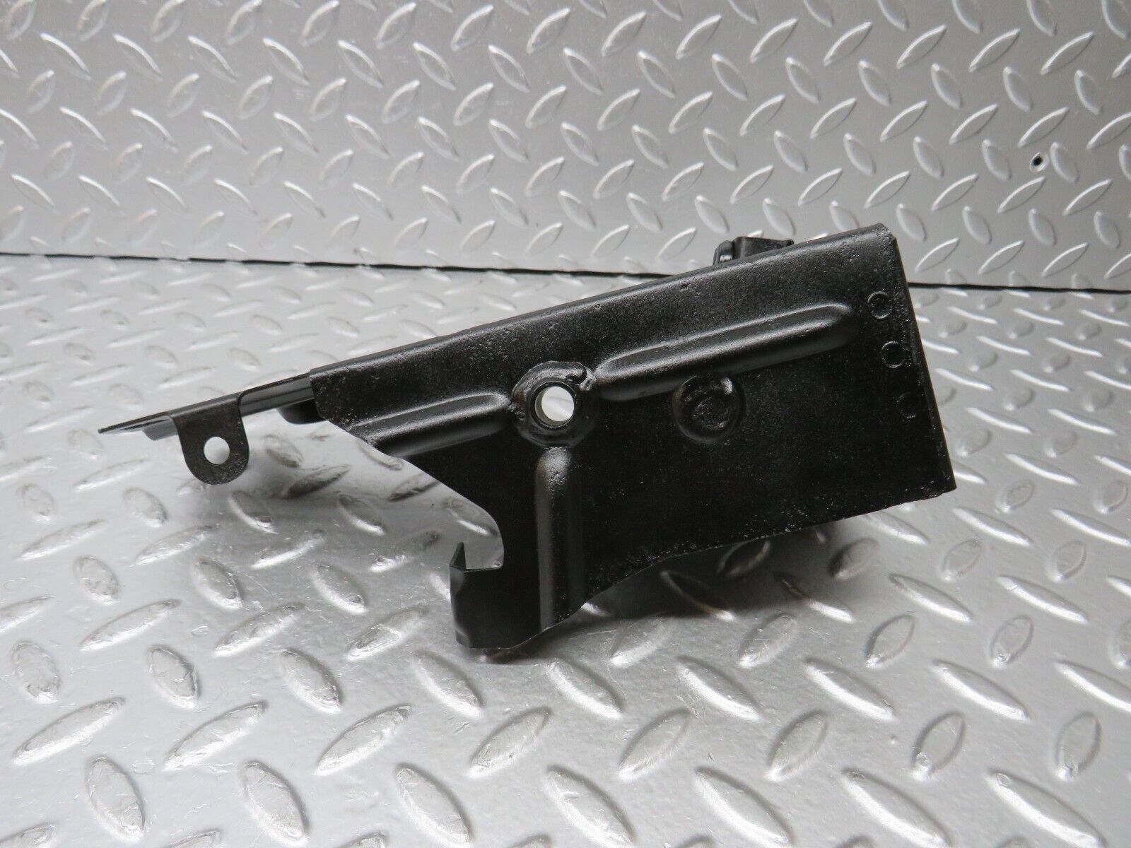 30137 Porsche 924 Accelerator Pedal Bracket