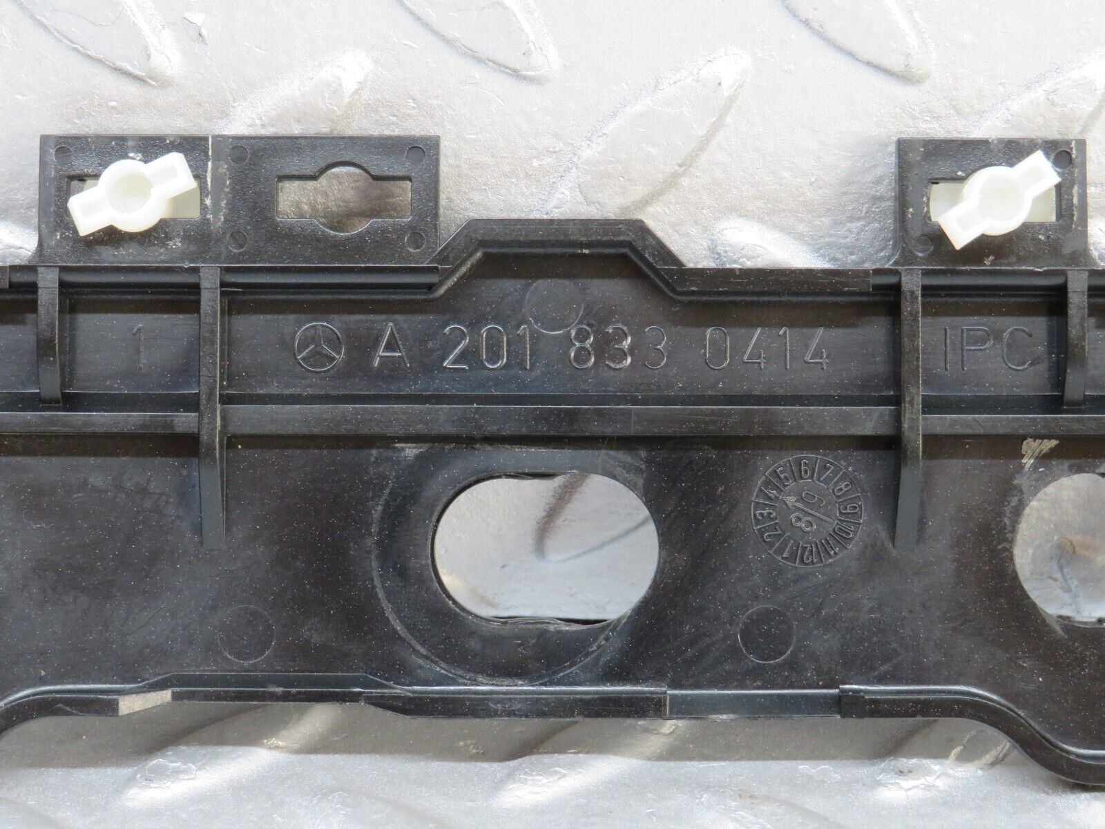 36724 Mercedes-Benz W201 190E 2.0L Heater Control Switch Holder Panel 2018330414