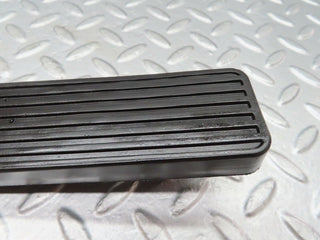 W123 accelerator pedal with rubber used OEM