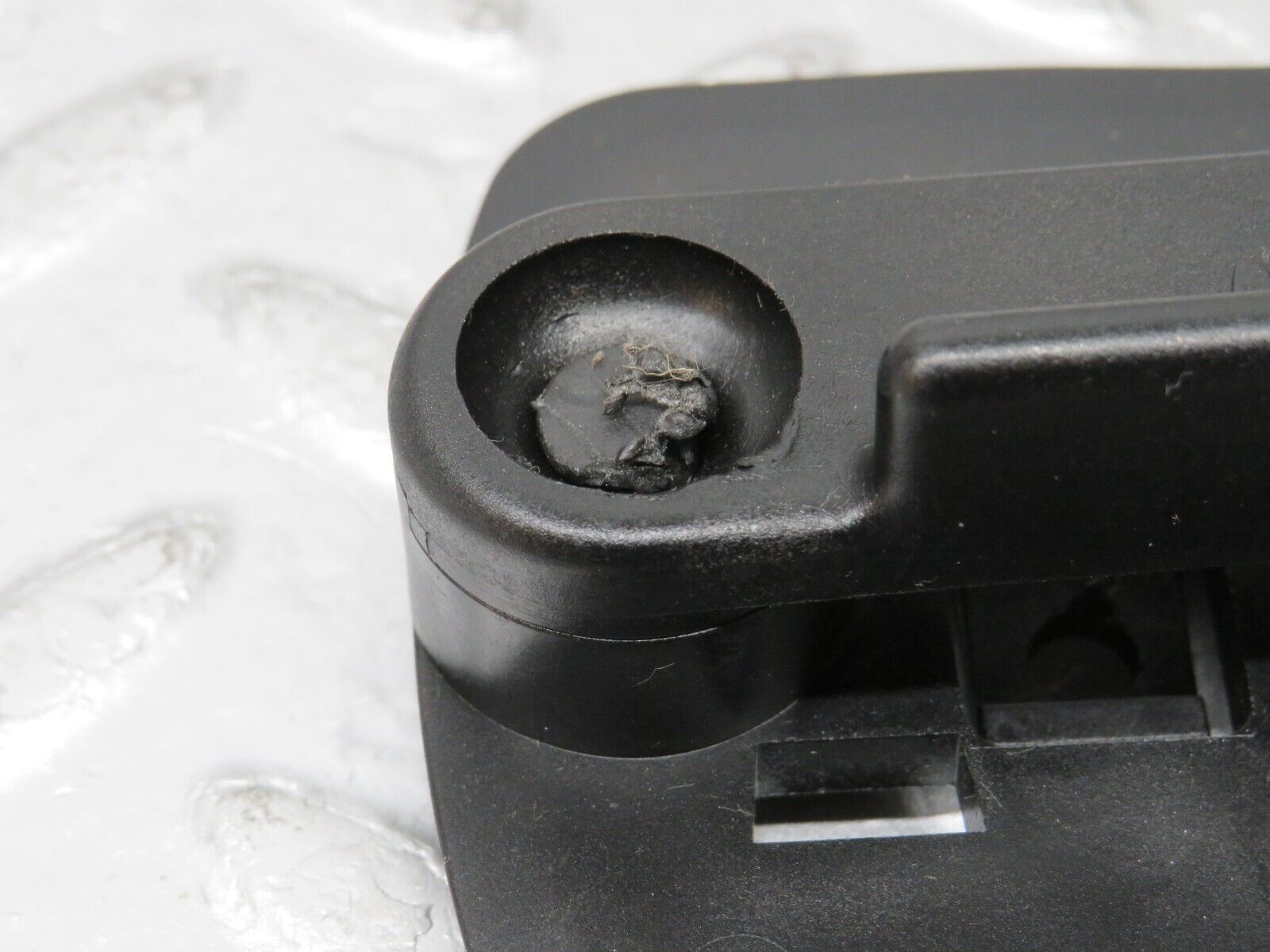 33442 Mercedes-Benz W202 C180 Warning Triangle Holder Bracket