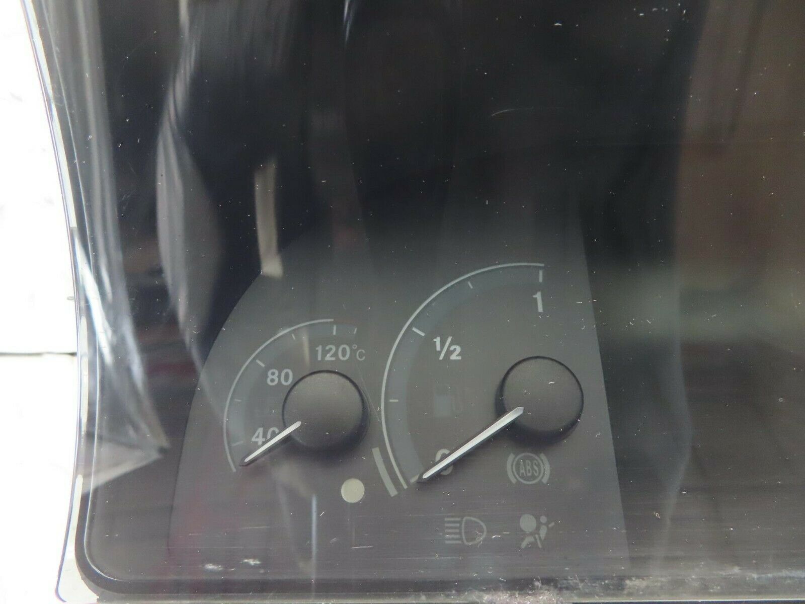 11195 Mercedes-Benz W221 S320 Instrument Cluster 1036906653
