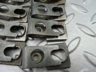 6252 Mercedes-Benz W126 380SE Fuel Injector Bracket Holder Set