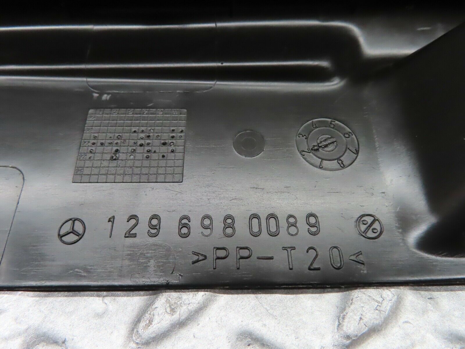 19886 Mercedes-Benz R129 300SL Coupe Boot Lock Cover Trim 1296980089