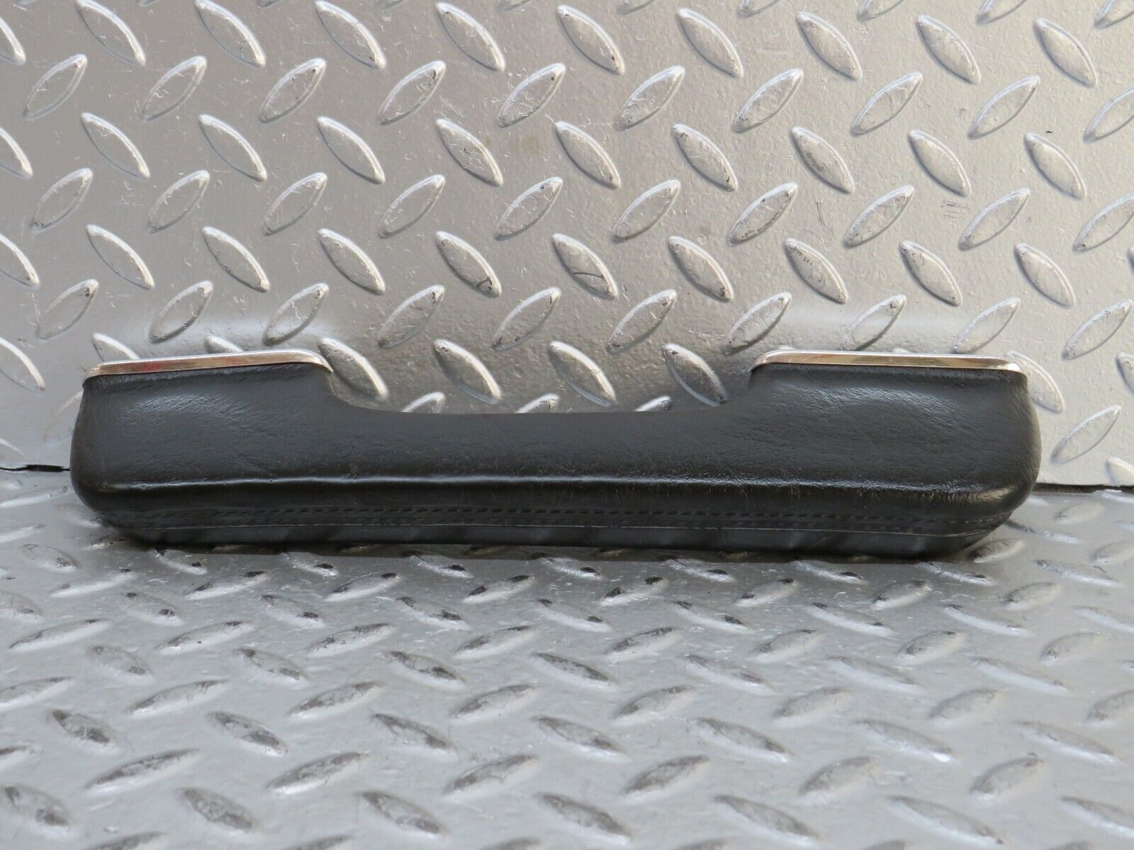 28261 Mercedes-Benz S123 240D Wagon Interior Door Handle Right  Black 12397020