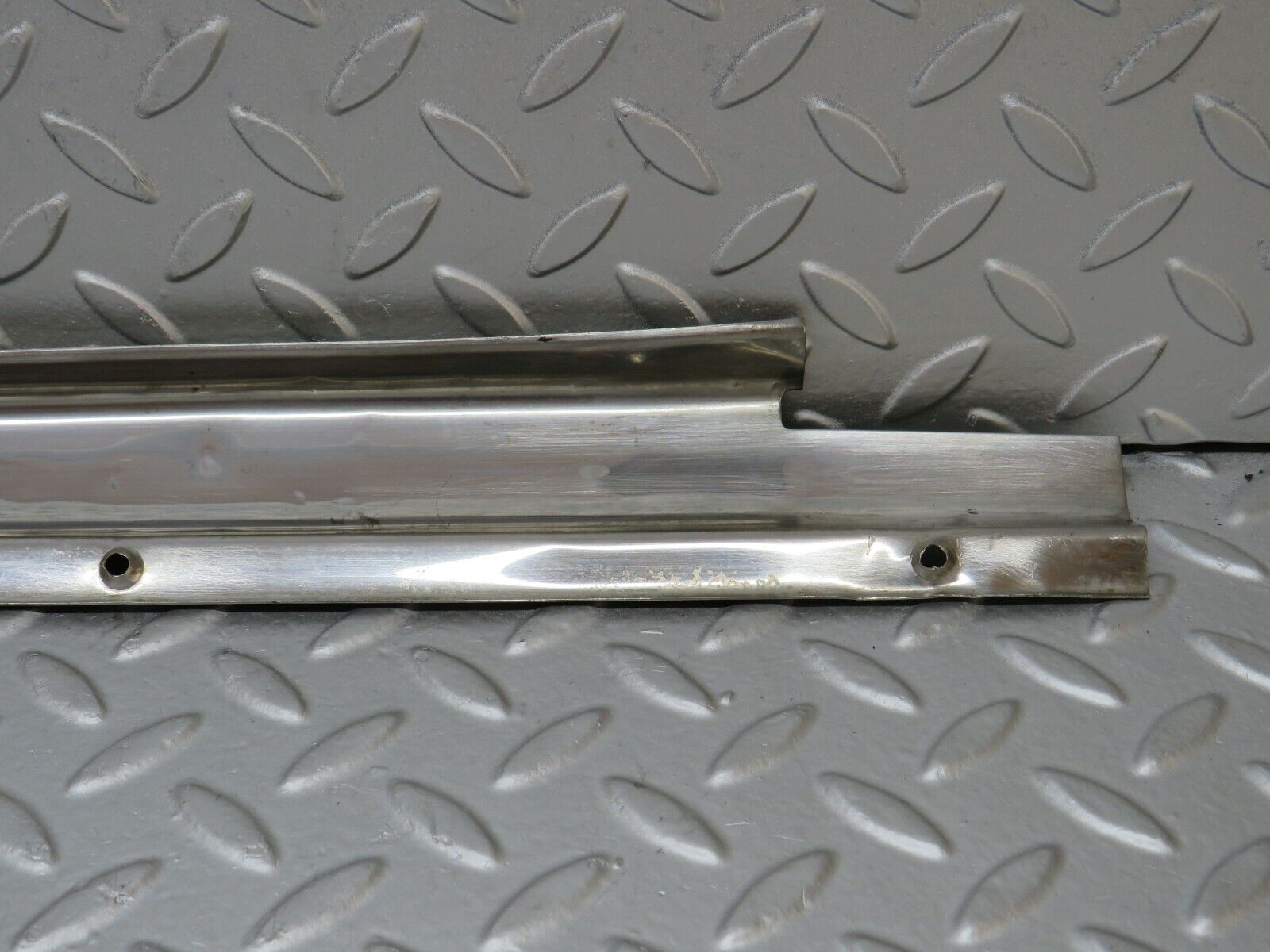 35767 Mercedes-Benz W108 Front Left Door Sill Chrome