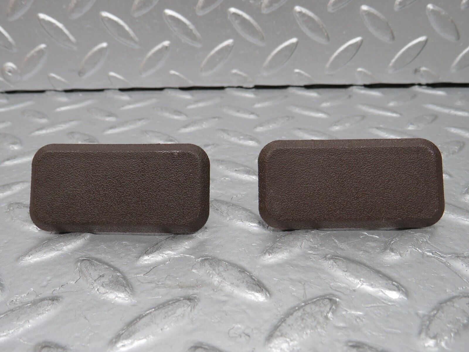 29980 Porsche 924 Tailgate Bolt Cover Brown 477867923