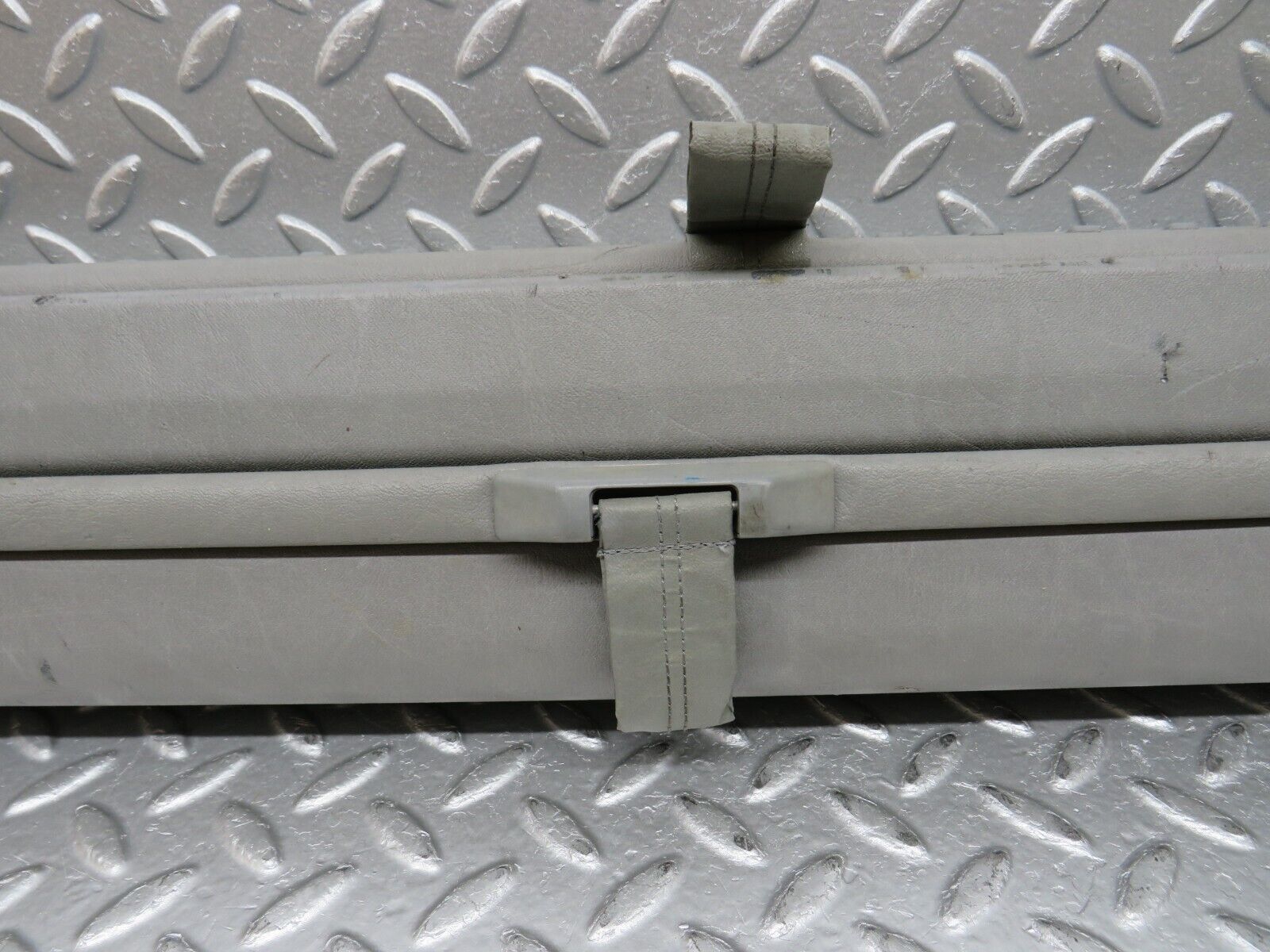 32581 Mercedes-Benz S124 300TE Wagon Trunk Roll Compartment Cover