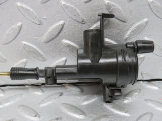 37773 Mercedes-Benz A124 320E Cabriolet Trunk Lock Vacuum Actuator