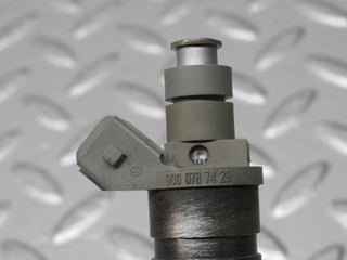 33485 Mercedes-Benz W202 C180 Fuel Injector Siemens 0000787423