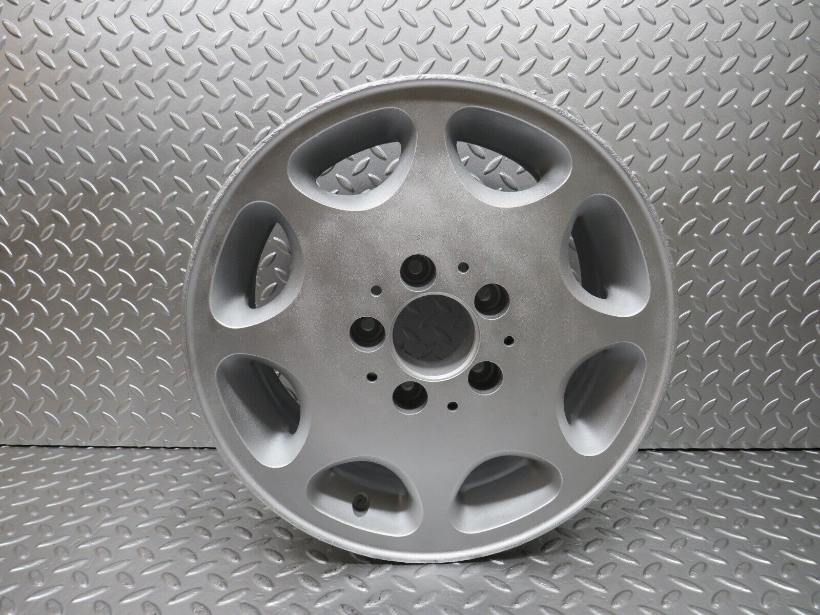 24463 Mercedes-Benz Alloy Wheel 6.5Jx15H2 ET44