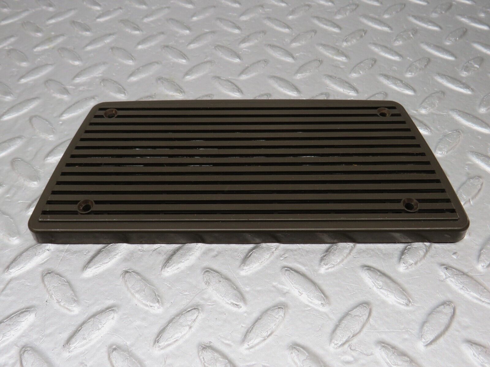37490 Mercedes-Benz W109 300SEL Parcel Shelf Speaker Cover