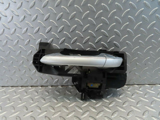 11172 Mercedes-Benz W221 S320 Front Left Door Handle 2217601334