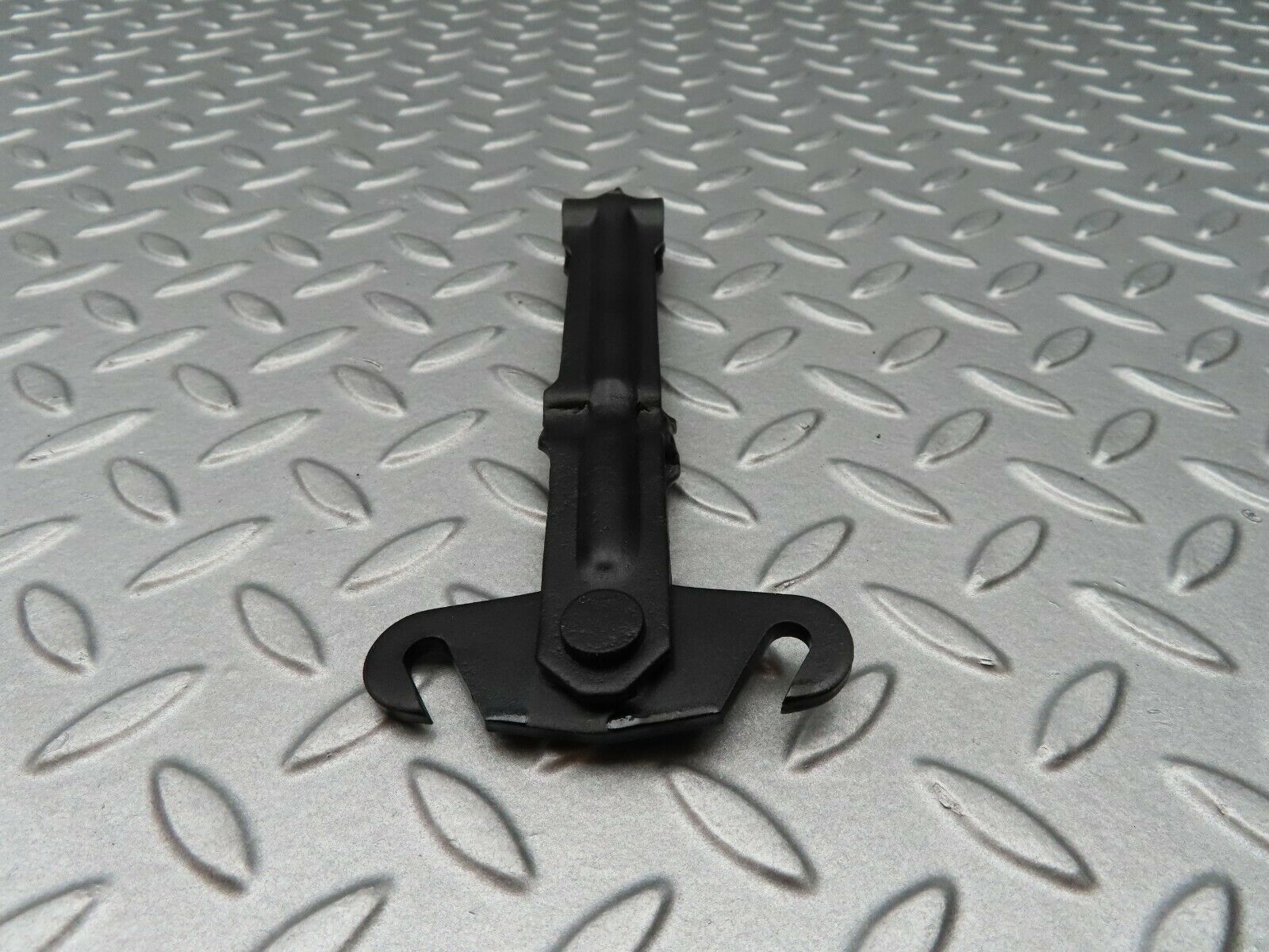 5139 Mercedes-Benz R107 350SL Coupe Handbrake Adjusting Handbrake Regulator