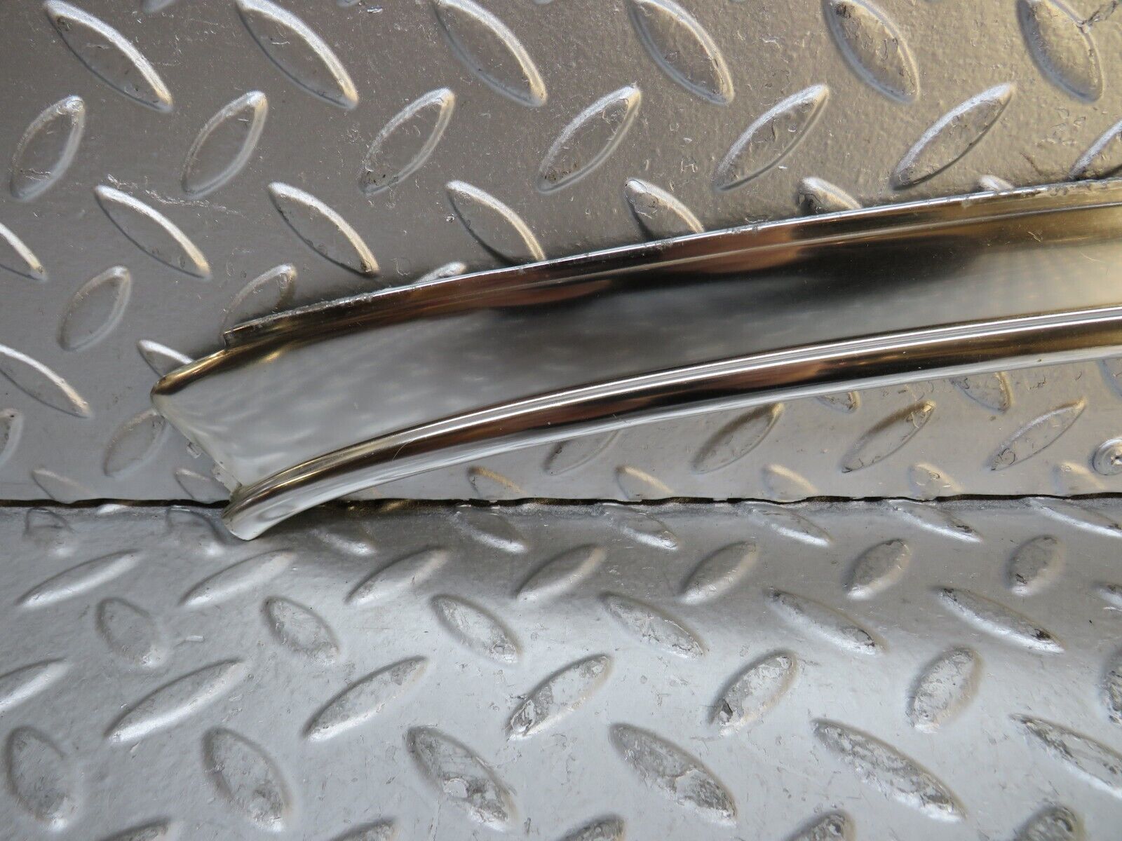 29921 Mercedes-Benz W123 230E C Pillar Exterior Chrome Trim Right Side