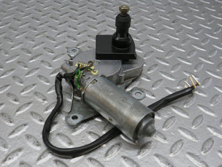 W124 Wagon rear wiper motor used OEM