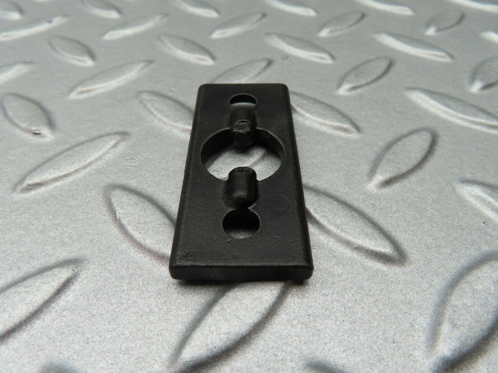 5181 Mercedes-Benz R107 350SL Coupe Sun Visor Holder Bracket Left