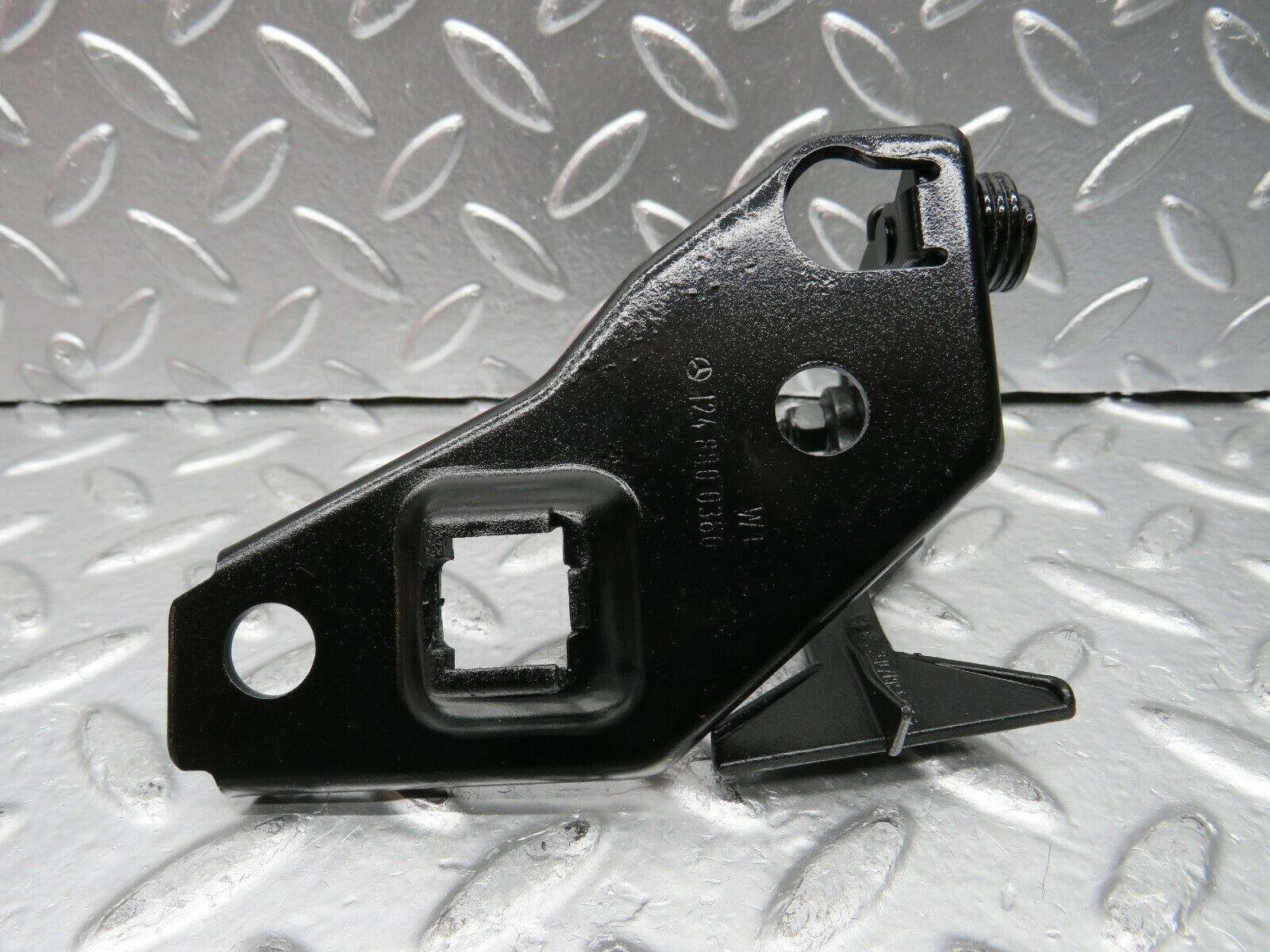 22614 Mercedes-Benz C124 E220 Coupe Bonnet Release Latch 1248800360