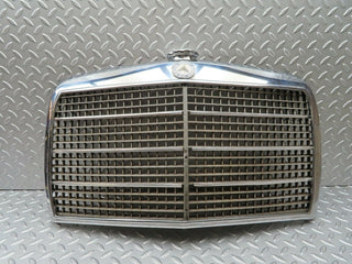 4580 Mercedes-Benz W114 280CE Coupe Bonnet Grill Chrome