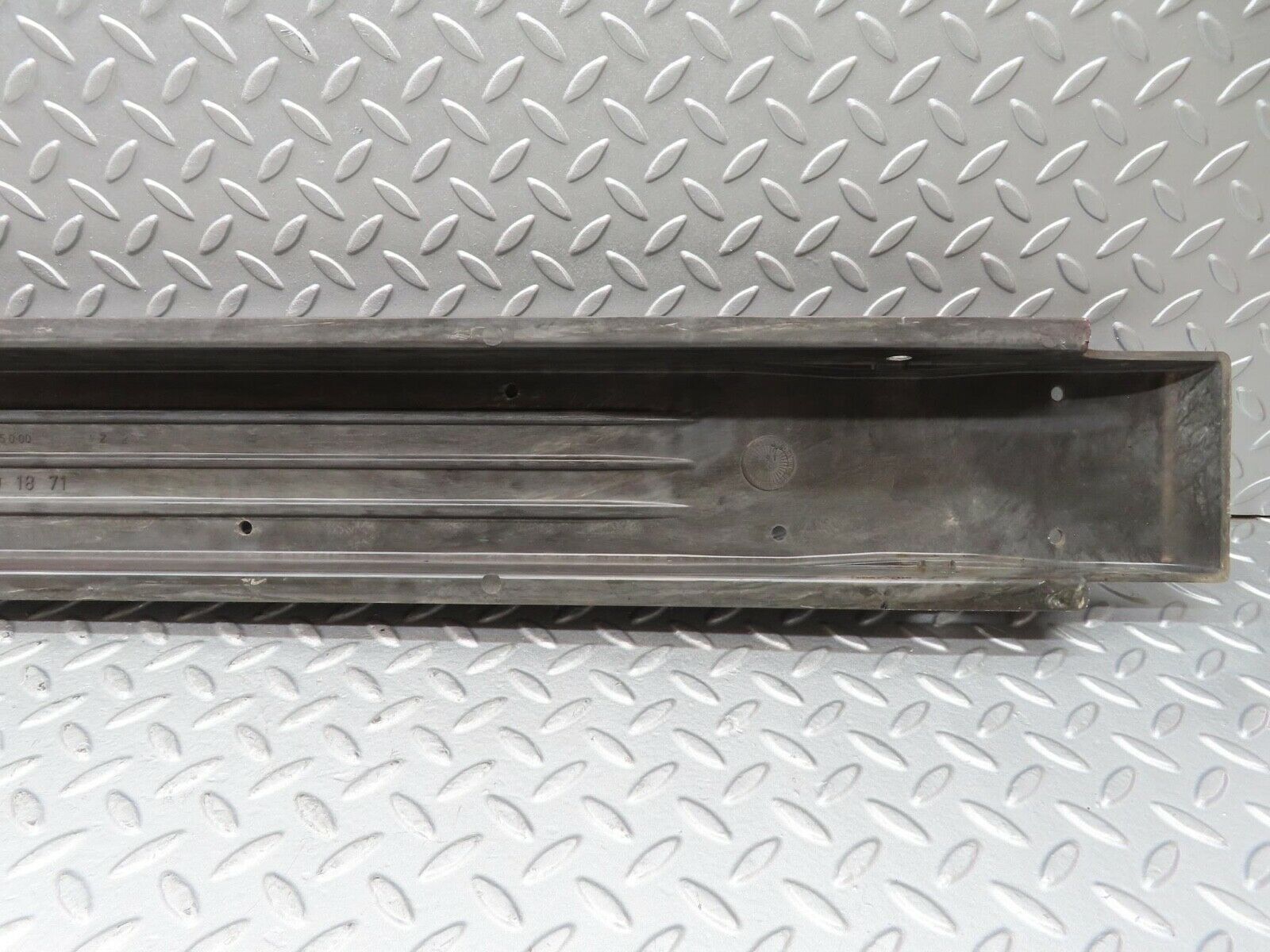 14634 Mercedes-Benz W201 190E Rear Bumper Bar 2018801871