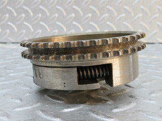 0333 Mercedes-Benz W123 220D Injection Pump Gear Sprocket