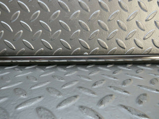 W110 Fintail Heckflosse front right fender wing centre moulding trim used OEM