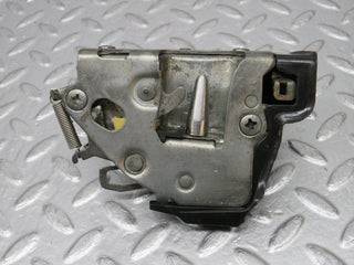 0572 Mercedes-Benz W123 230E Rear Right Door Lock Mechanism 1237330208