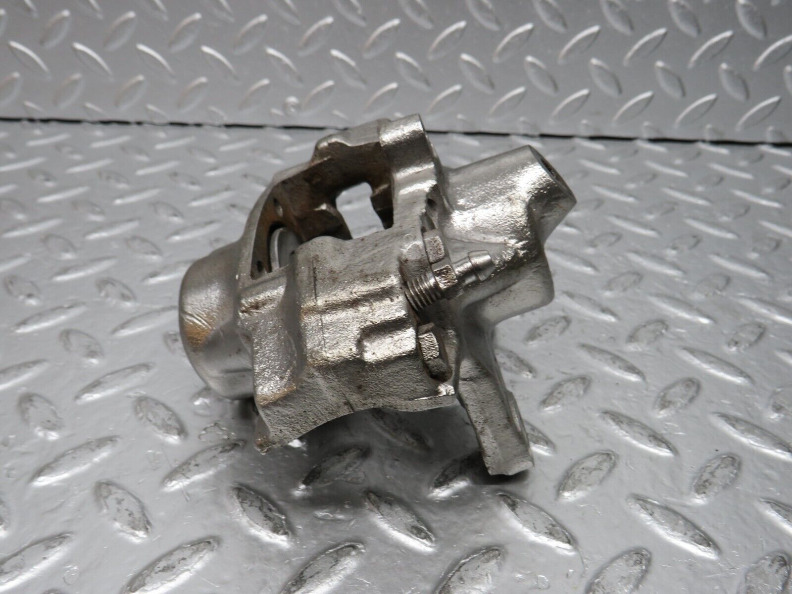 31508 Mercedes-Benz S124 220TE Wagon Rear Right Brake Caliper Ate 50P