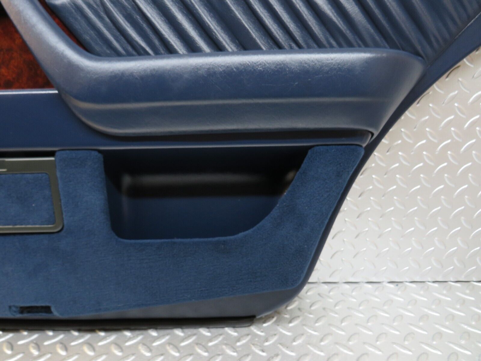 24637 Mercedes-Benz W140 SEL320 LWB Rear Right Door Card Blue