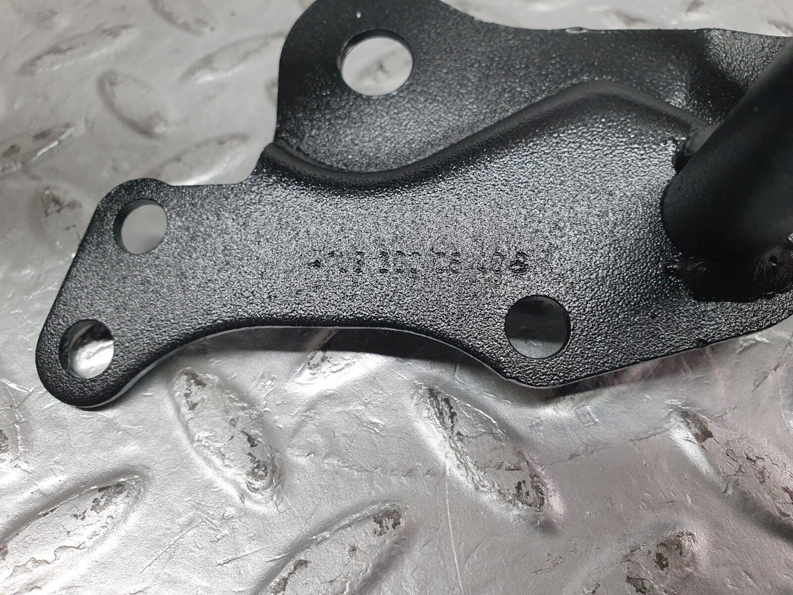 41237 Mercedes-Benz W126 300SE Belt Tensioner 1032000640