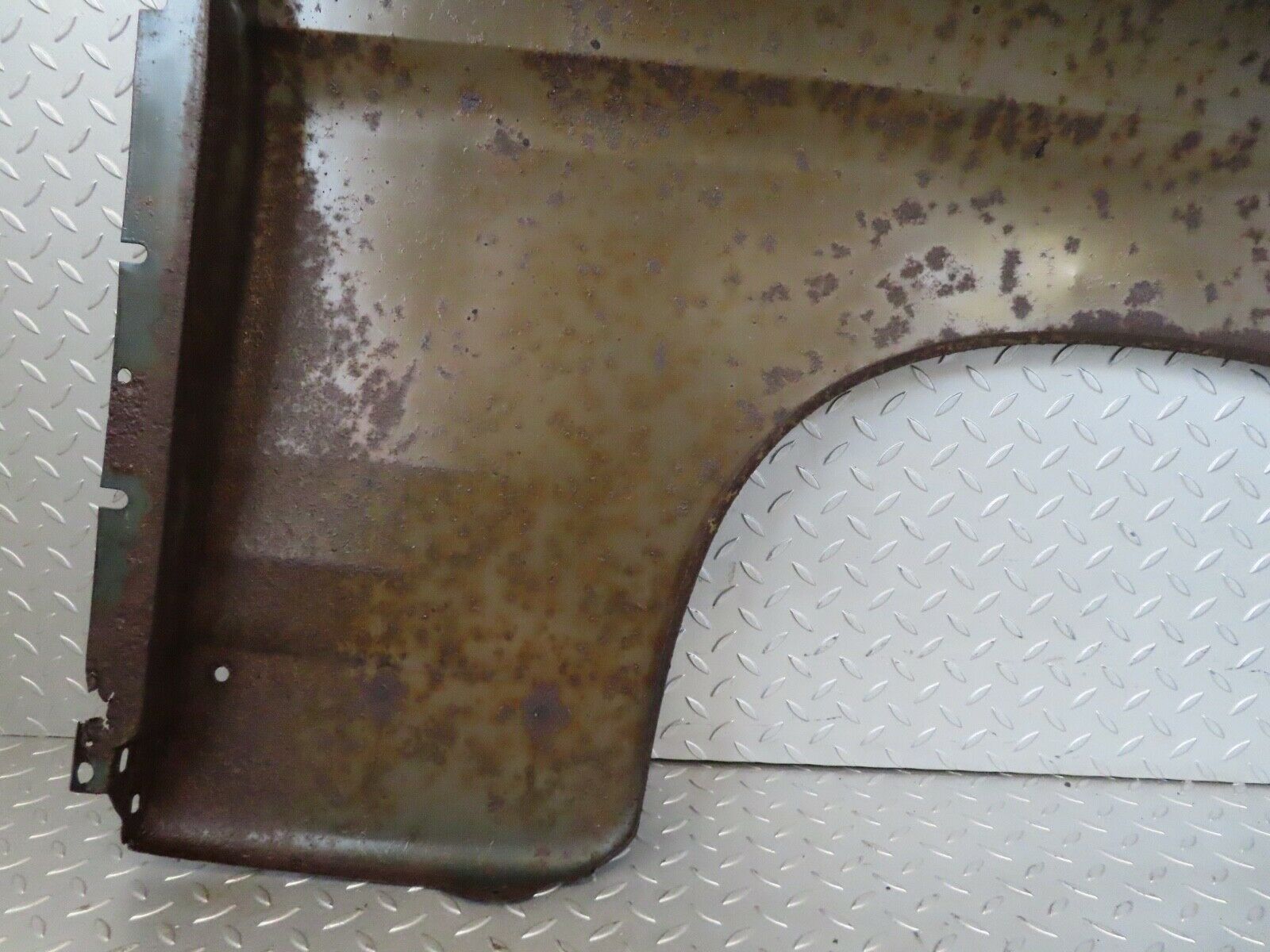 18698 Mercedes-Benz W120 W121 Ponton Front Left Wing Fender
