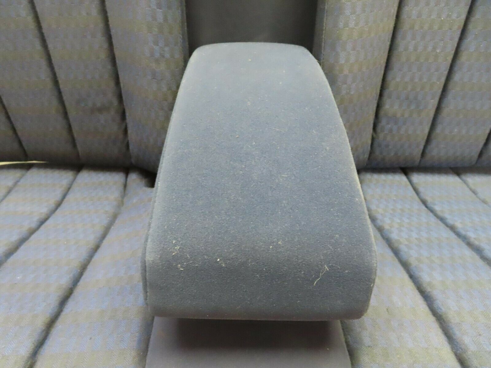 10668 Mercedes-Benz W201 190E Rear Seat Blue