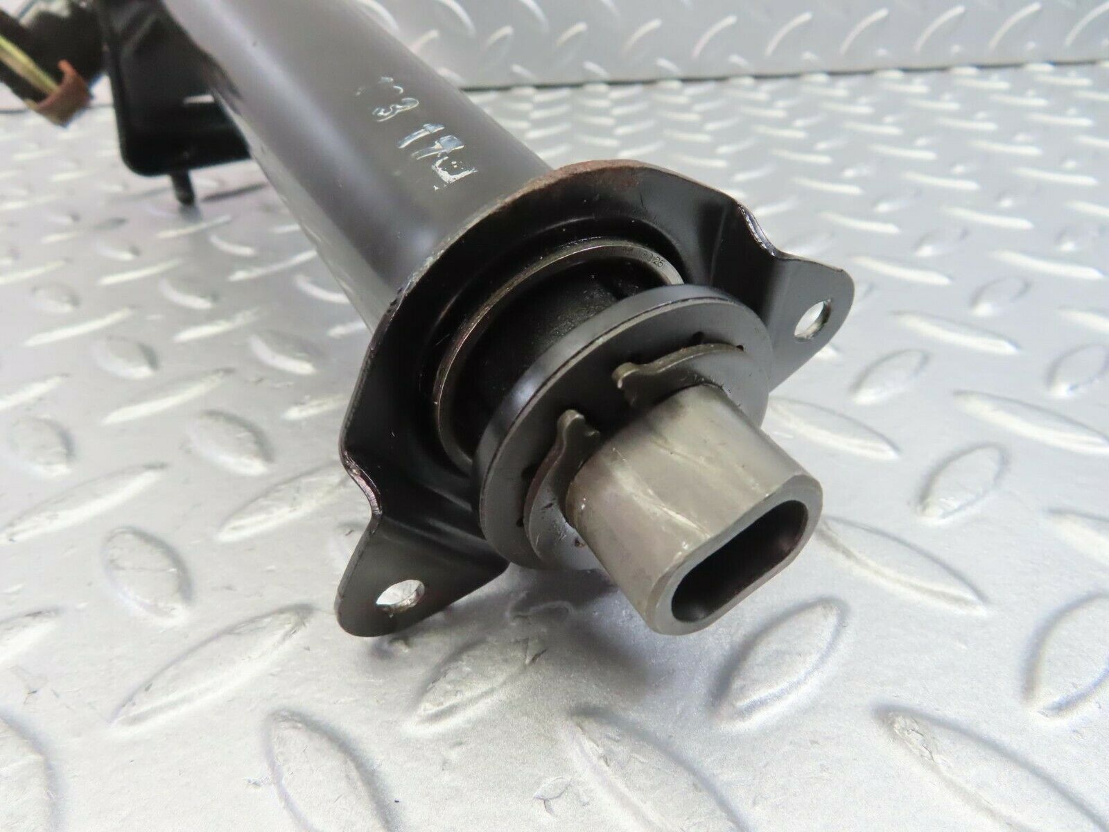 10773 Mercedes-Benz W123 230E Steering Column
