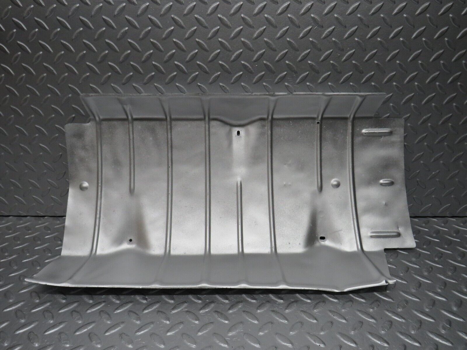 38044 Mercedes-Benz A124 320E Cabriolet Exhaust Heat Shield