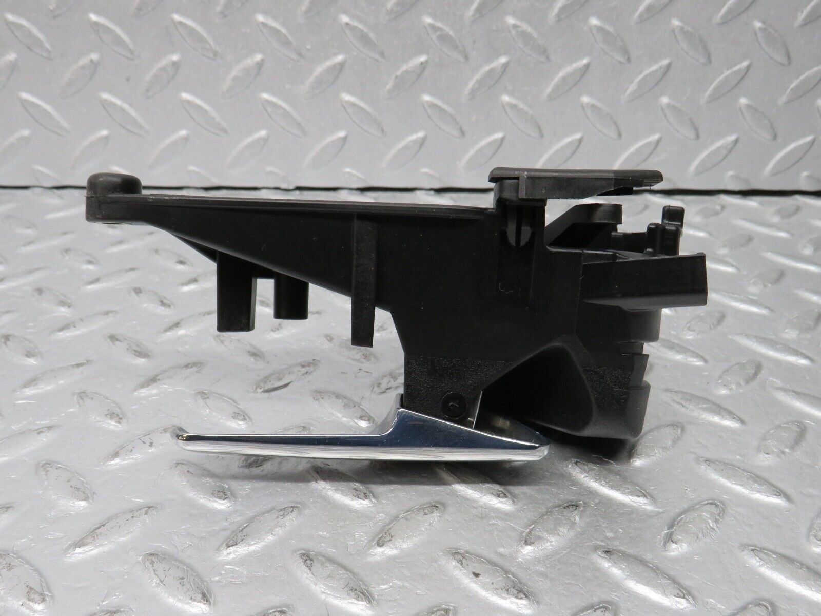 38473 Mercedes-Benz R129 280SL Coupe Left Door Interior Handle