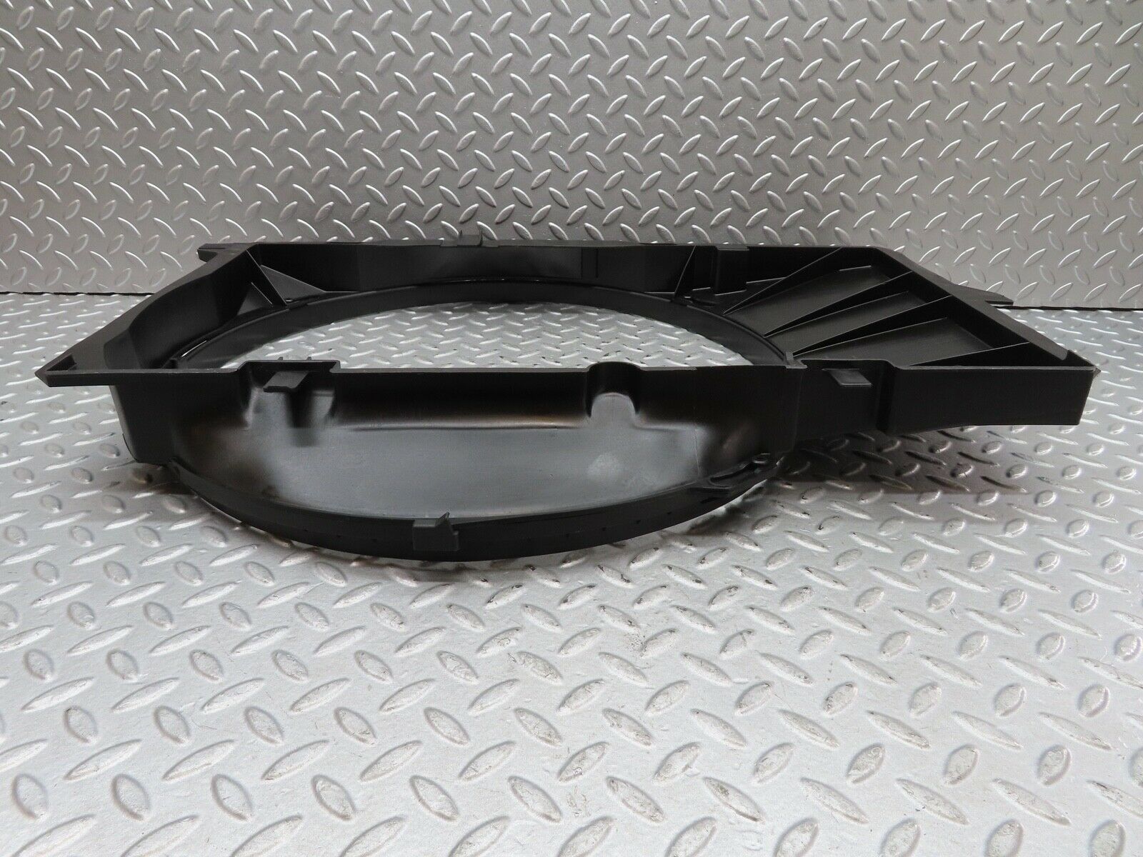 17327 Mercedes-Benz R129 300SL Coupe Radiator Fan Shroud Fan Cover 1295050055