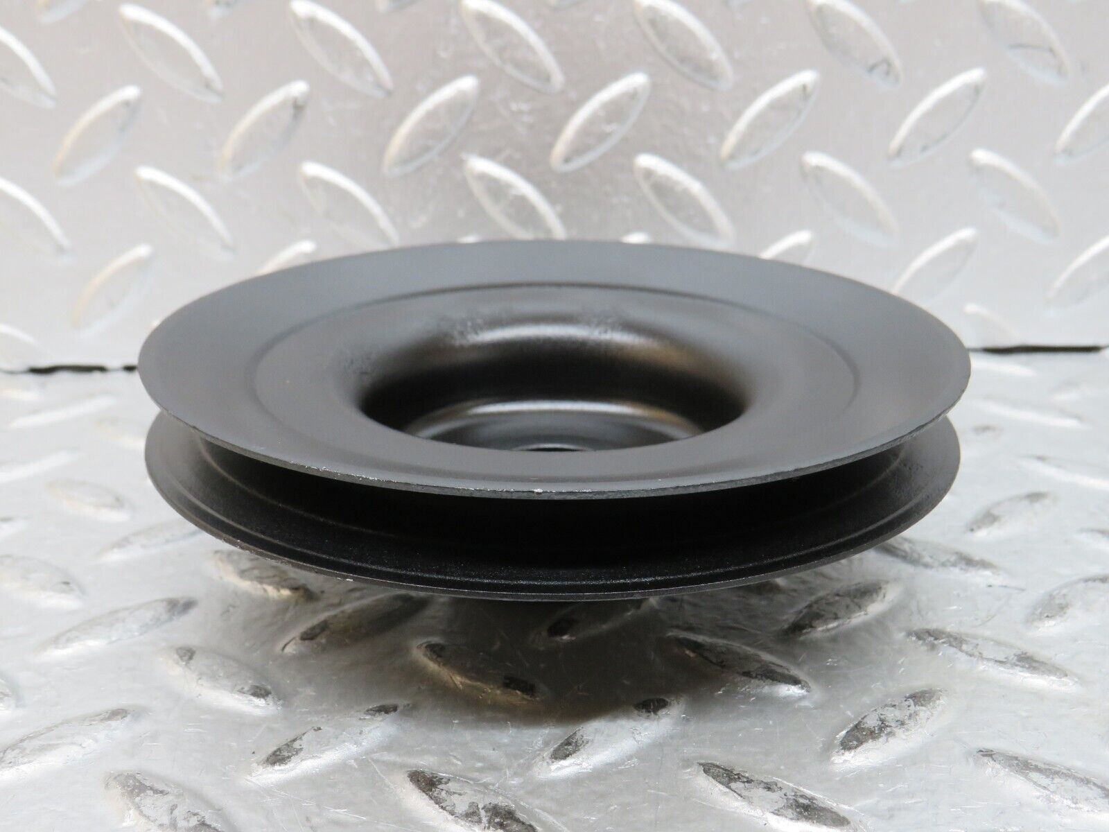 28440 Mercedes-Benz S123 240D Wagon Power Steering Pump Pulley 6154660315