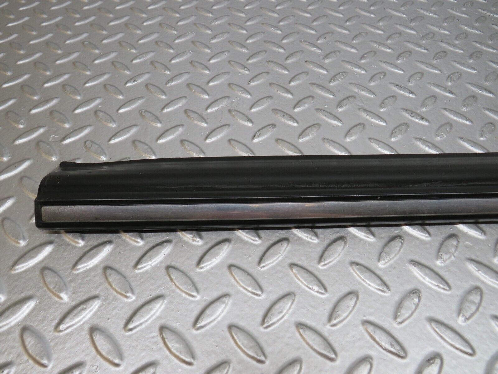 27113 Mercedes-Benz W123 280E Front Left Door Lower Moulding Trim