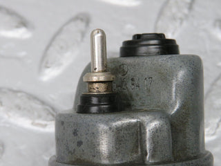 32702 Mercedes-Benz S124 300TE Wagon Oil Pressure Sensor 0065429417