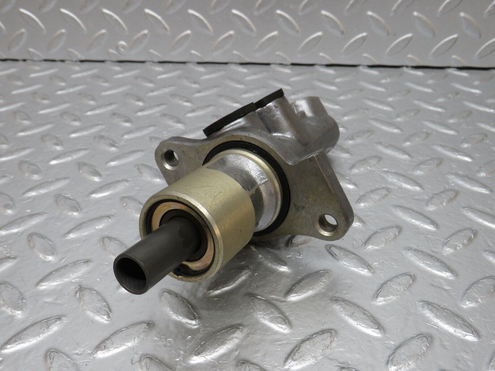 32424 Mercedes-Benz S124 300TE Wagon Brake Master Cylinder Ate
