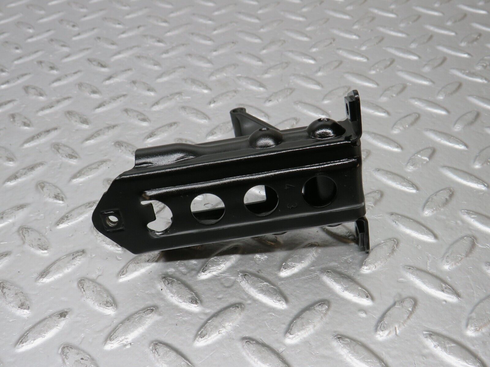 31532 Mercedes-Benz S124 220TE Wagon Door Safety Check Strap