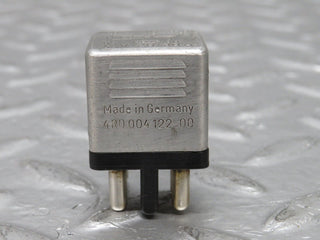 W124 Wagon multi purpose relay used OEM