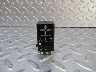 26911 Mercedes-Benz W123 240D Intermittent Wiper Relay 0008210863
