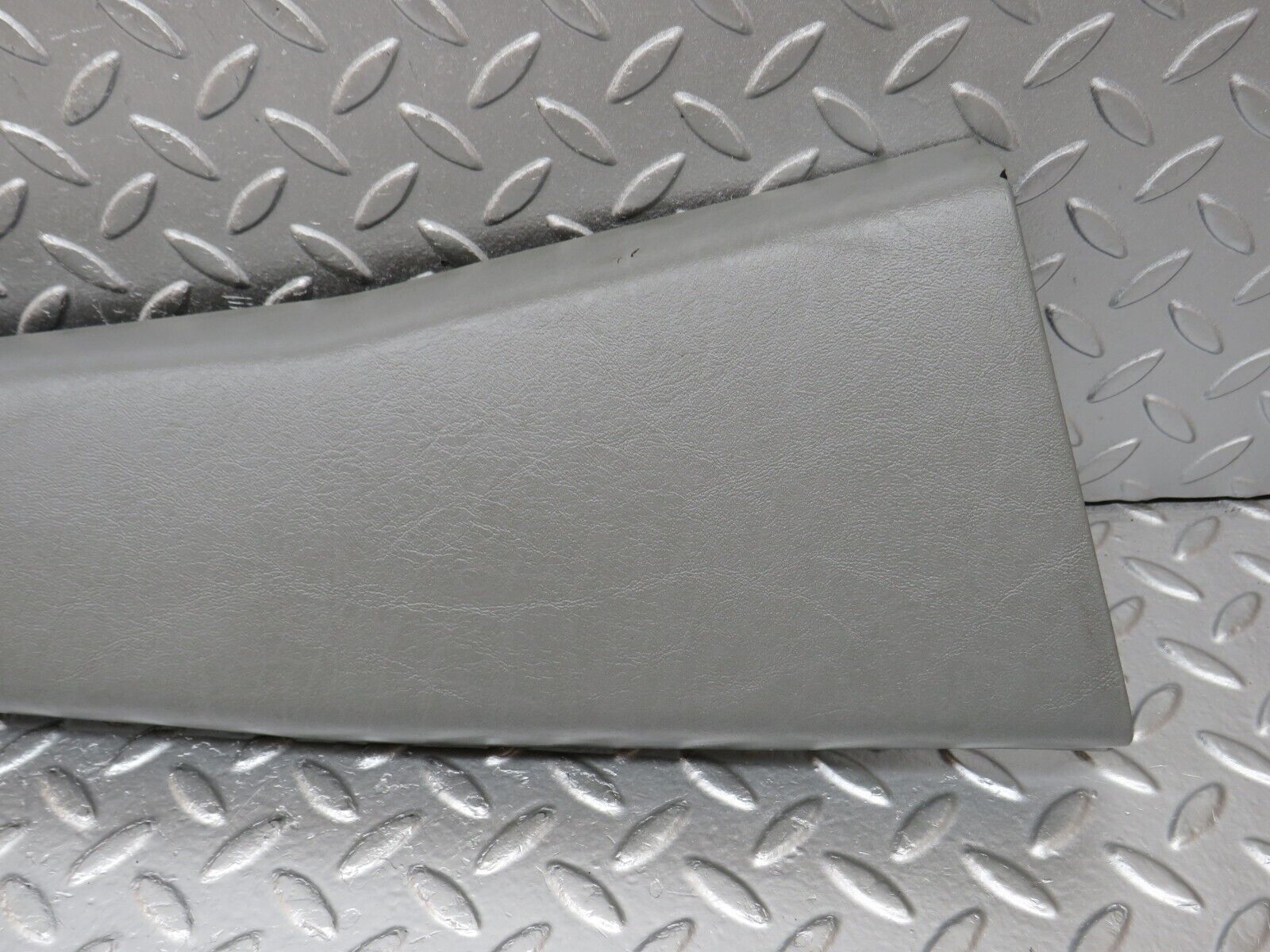 33568 Mercedes-Benz W201 190E 2.0L B Pillar Cover Right Side Grey 2016921289
