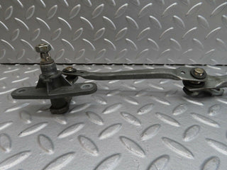 W123 windscreen wiper linkage used OEM