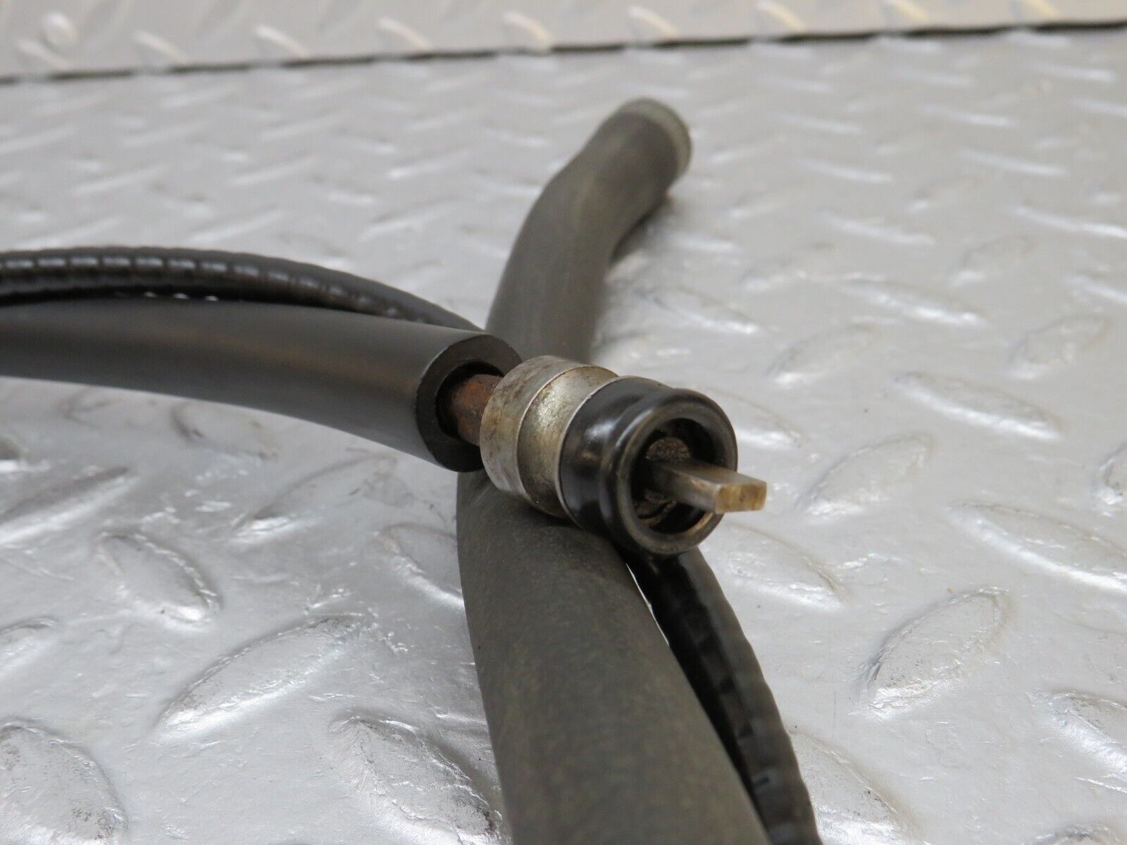 37538 Mercedes-Benz W109 300SEL Speedometer Cable For Automatic Gearbox