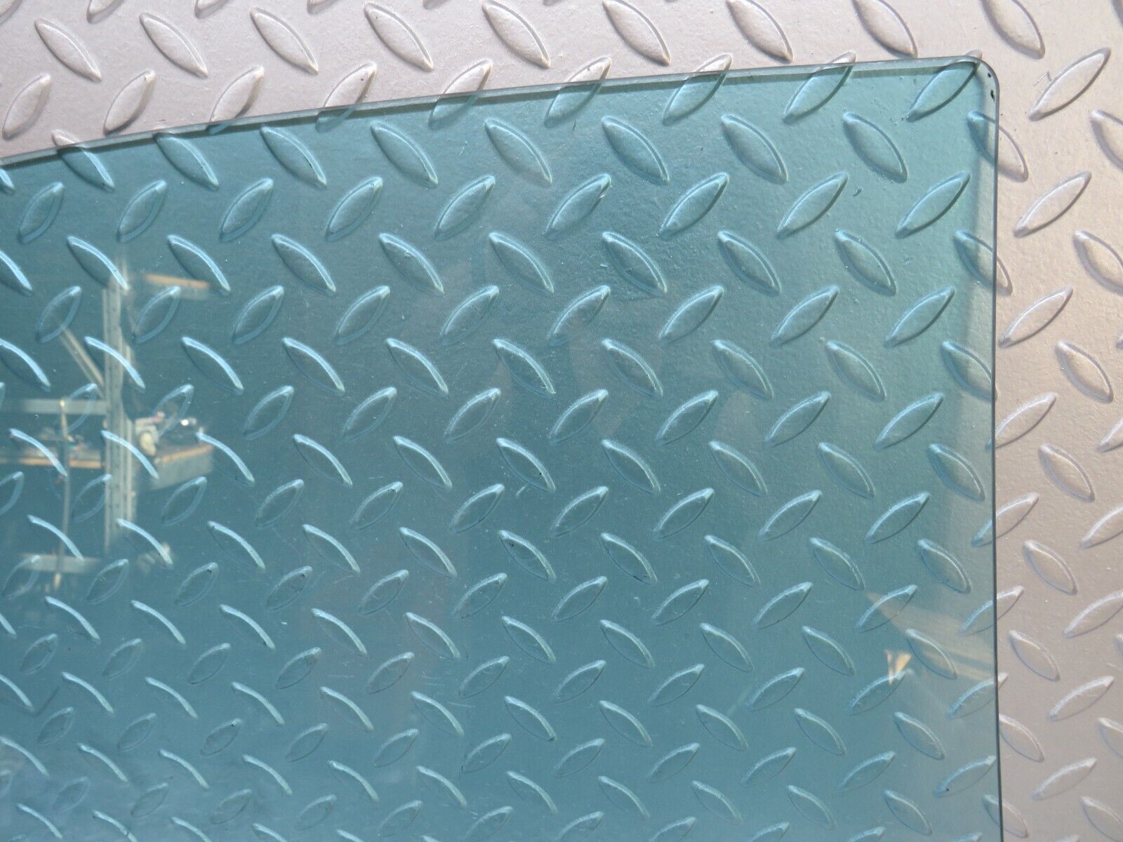 34973 Mercedes-Benz W210 320E Rear Left Door Window Glass