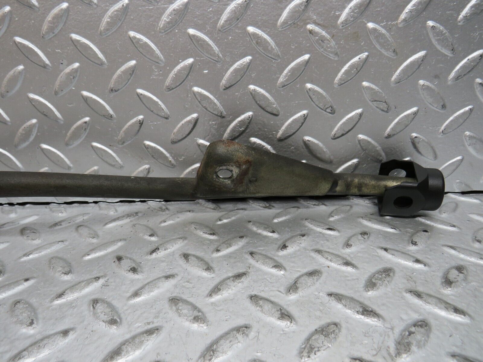 29166 Mercedes-Benz C124 320CE Coupe Automatic Gearbox Oil Dipstick 1402700683